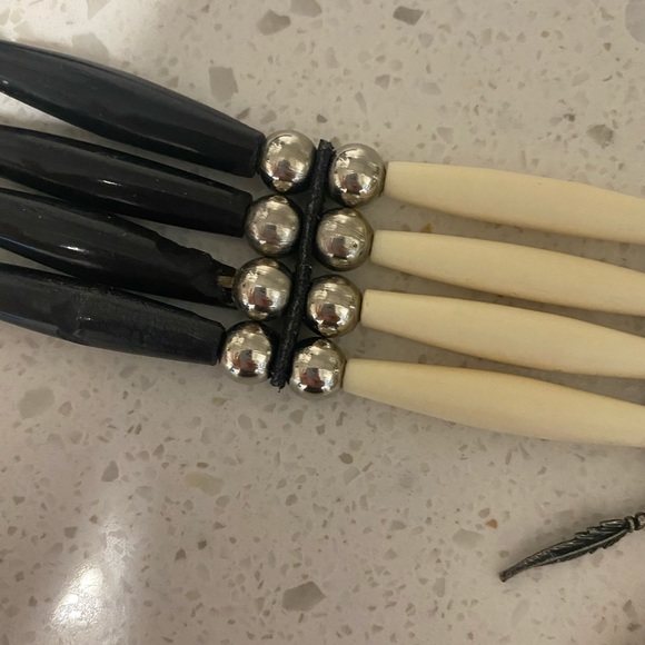 Navajo Bone Choker - Picture 4 of 7